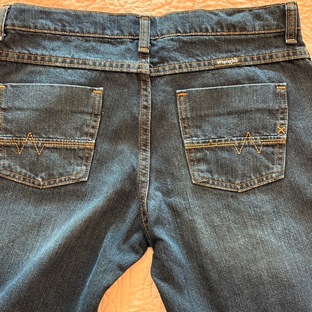 Wranglers Husky Kids Boot cut Jean adjustable waist. - Picture 5 of 7